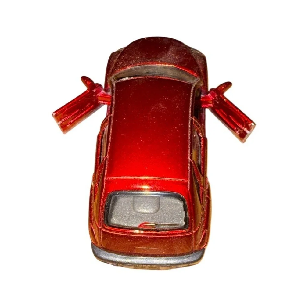 Maisto Chrysler PT Cruiser Diecast Model Car Red Pull Back Opening Doors‎